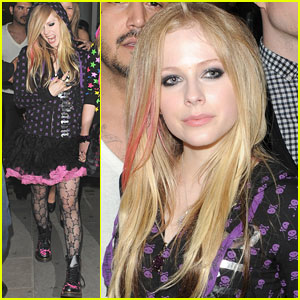 avril-lavigne-nightclubs.jpg